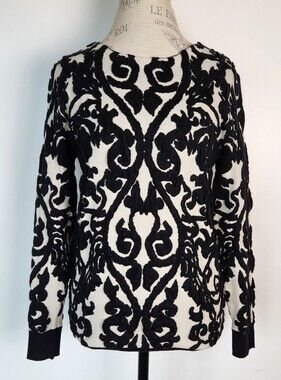 Damask Black & White Pattern Sweater